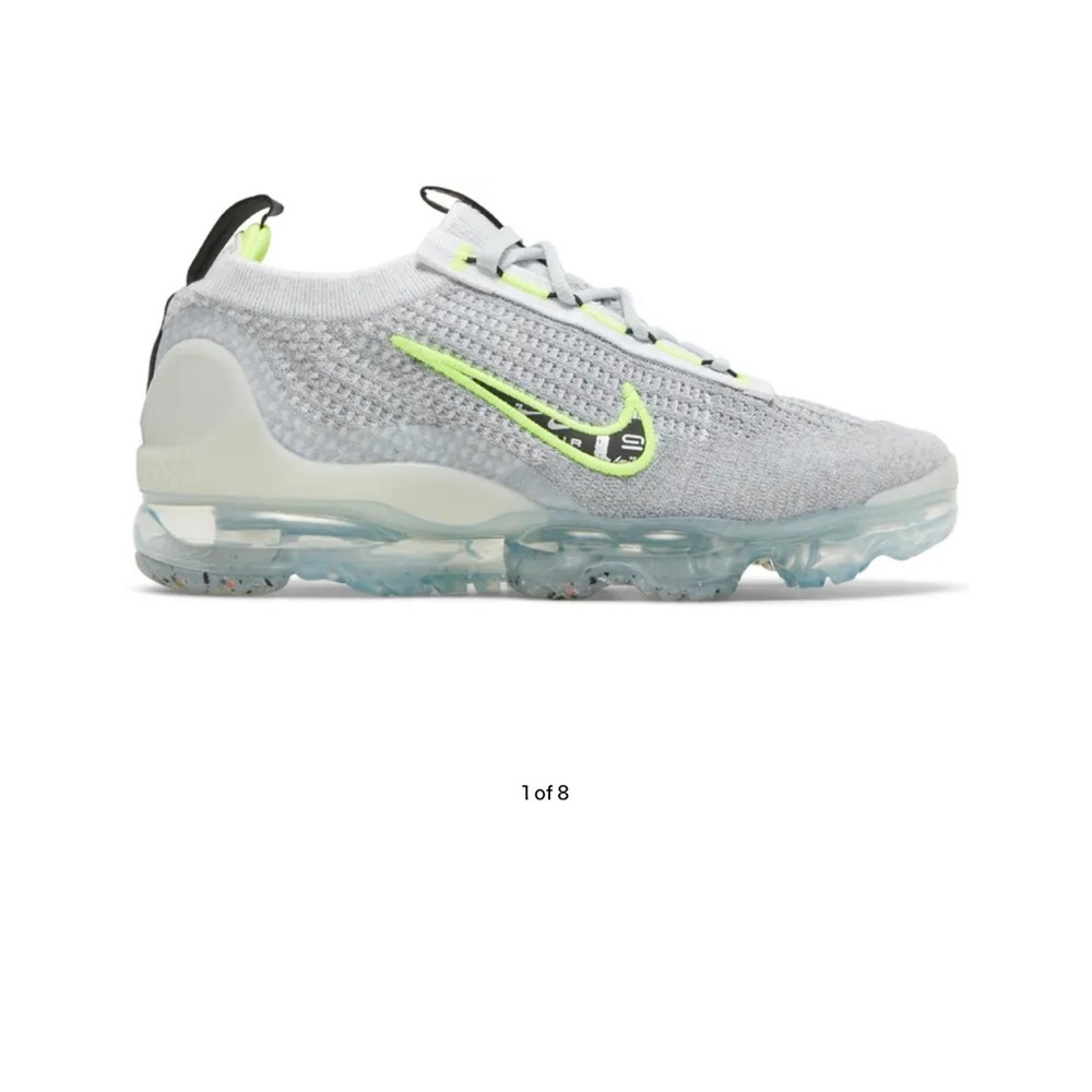 Nike VaporMax 2021 flyknit 6.5 youth = size 8 women’s shoe